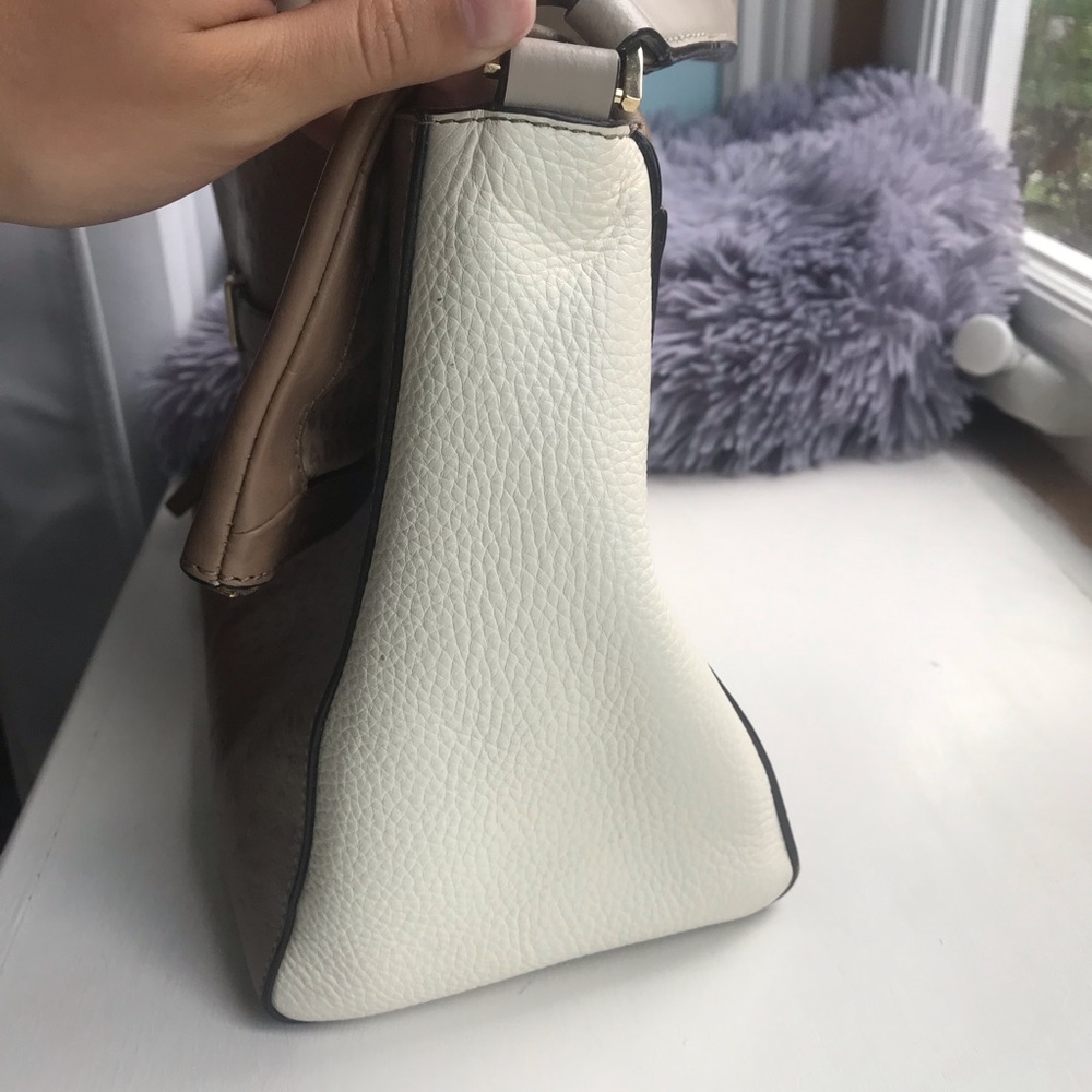 Kate Spade Purse - Picture 3 of 13